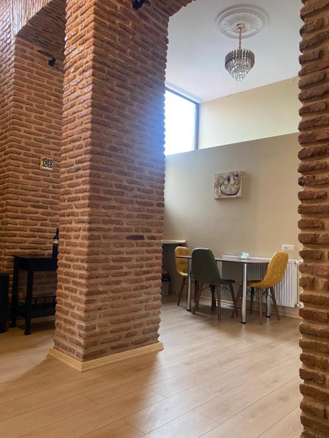 Historic Apartments "1868 Tbilisi" Best Location Eksteriør billede