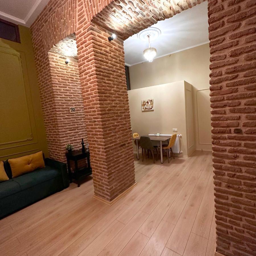 Historic Apartments "1868 Tbilisi" Best Location Eksteriør billede